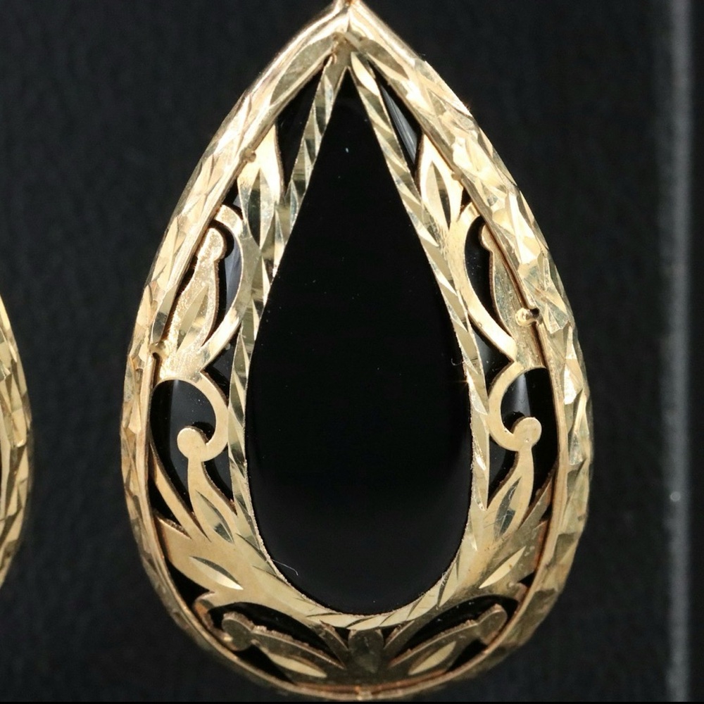 Elegant 14k Yellow Gold and Black Onyx Teardrop Earrings - Picture 3 of 6